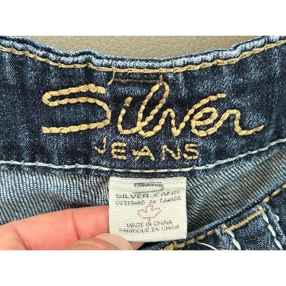 Silver Jeans Santorini Crop Low Rise Blue Distressed Denim Size 16 - Picture 6 of 9